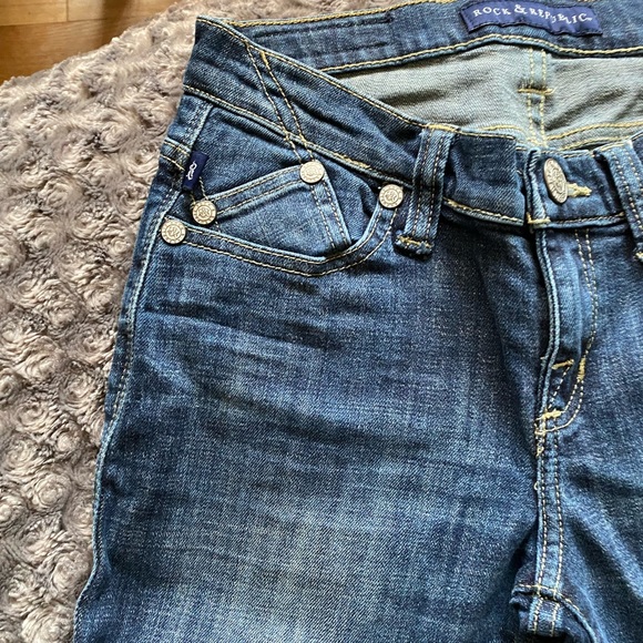 ROCK & REPUBLIC Women’s Berlin Skinny Jeans - Picture 5 of 14